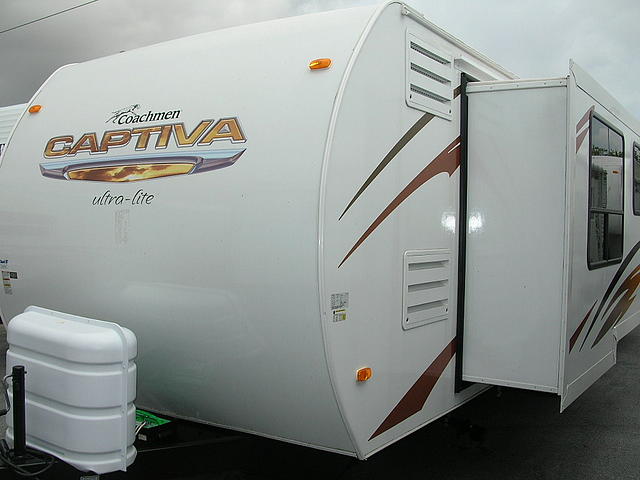 2008 COACHMEN CAPTIVA 28 West Palm Beac FL 33407 Photo #0030452A