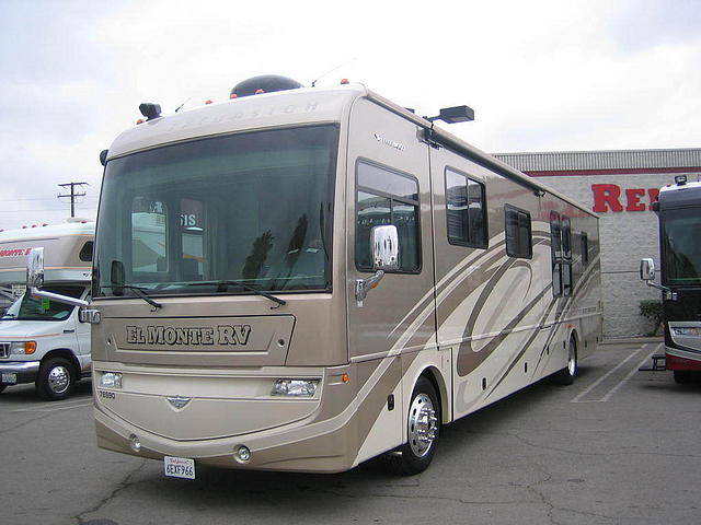 2008 FLEETWOOD EXCURSION 40X Santa Fe Sprin CA 90670 Photo #0030710A