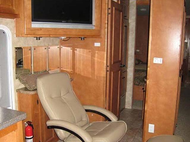 2008 GULF STREAM RV SUPERNOVA 6400 Missoula MT 59808 Photo #0030880E