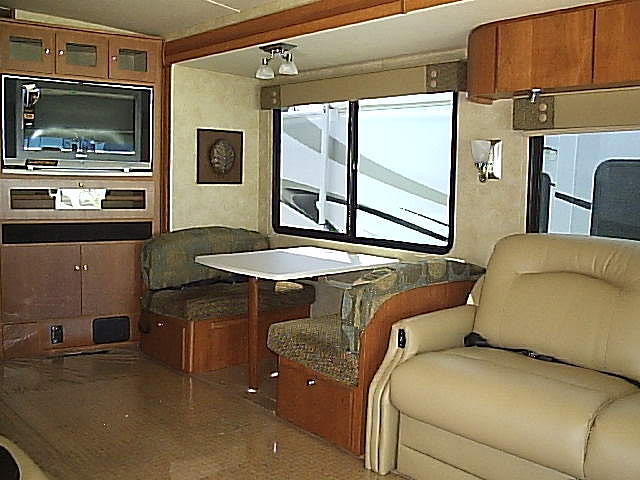 2008 WINNEBAGO DESTINATION 39W Holiday FL 34691 Photo #0032028A