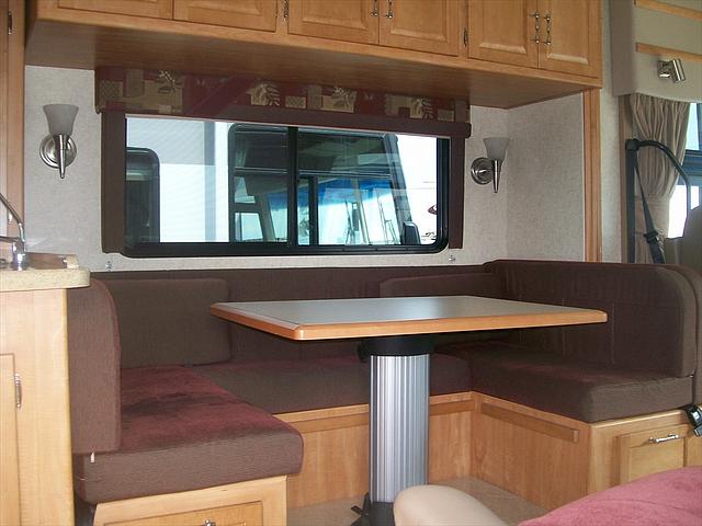 2008 WINNEBAGO VOYAGE 32H Manassas VA 20109 Photo #0032082A