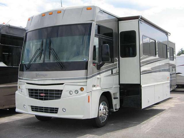 2008 WINNEBAGO VOYAGE 35L Merimmack NH 03063 Photo #0032083A