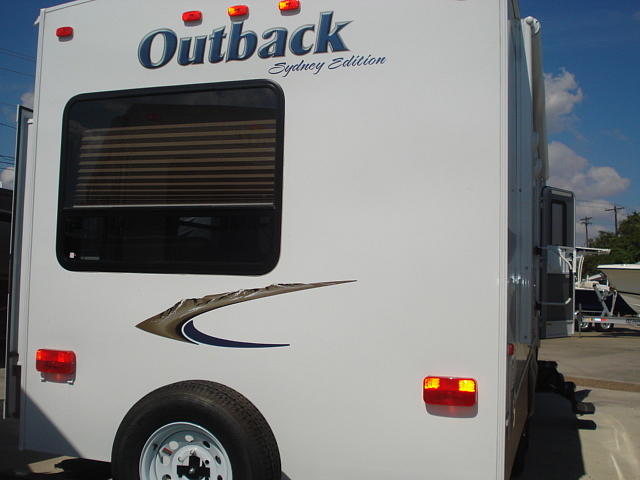 2010 KEYSTONE OUTBACK 290RLS Rockport TX 78382 Photo #0032399A