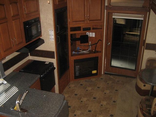 2010 KEYSTONE RAPTOR 361LEV Elkhart IN 46514 Photo #0032533A