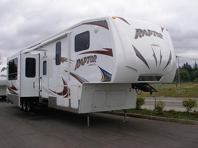 2010 KEYSTONE RAPTOR 3912LEV Portland OR 97060 Photo #0032573A