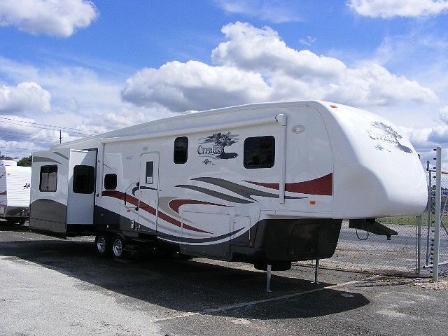 2010 NEWMAR CYPRESS 37LSRE Newark DE 19713 Photo #0032845B