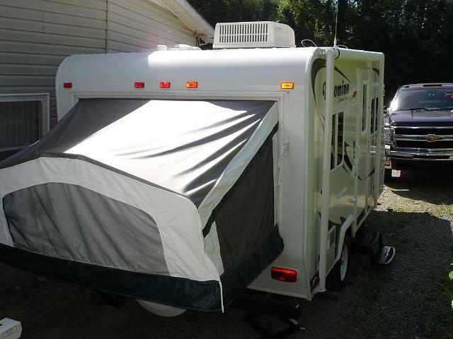 2010 PALOMINO STAMPEDE S-17 Murrysville PA 15668 Photo #0032921A