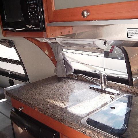 2010 ROADTREK MOTORHOME 190 POPULAR Nokomis FL 34275 Photo #0032957A