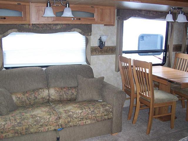 2010 JAYCO EAGLE 320RLDS Ashland KY 41102 Photo #0033208A