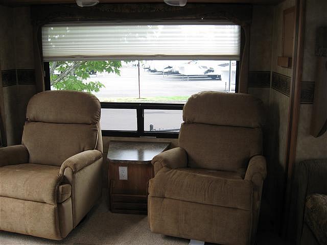 2010 JAYCO EAGLE 320RLS Hillsboro OR 97123 Photo #0033217A