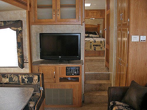 2010 JAYCO EAGLE SUPER LITE 25 5RKS Riverside CA 92503 Photo #0033271A