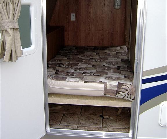 2010 JAYCO JAY FEATHER 213 EXP 2BEDR Williamstown NJ 08094 Photo #0033346A
