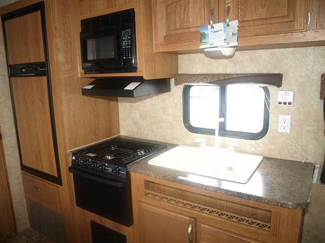 2010 JAYCO JAY FLIGHT 22 FB Brownstown MI 48393 Photo #0033442A