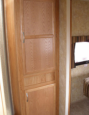 2010 JAYCO JAY FLIGHT G2 32RLS Riverside CA 92503 Photo #0033633A