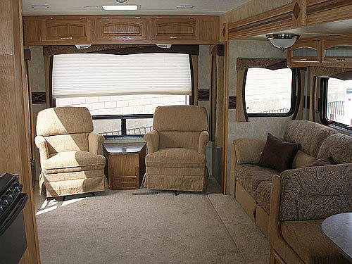 2010 JAYCO JAY FLIGHT G2 32RLS Riverside CA 92503 Photo #0033633A