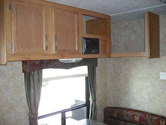 2010 JAYCO JAY FLIGHT TRAVEL TRAILER Fridley MN 55432 Photo #0033645A