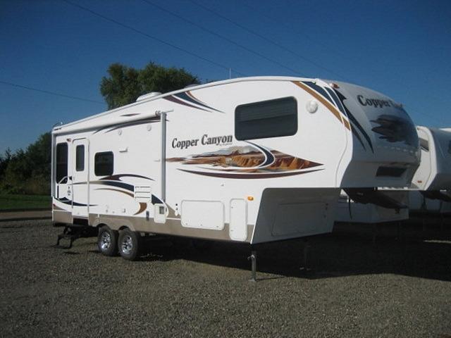 2010 KEYSTONE COPPER CANYON 252FWRLS Elkhart IN 46514 Photo #0033953L