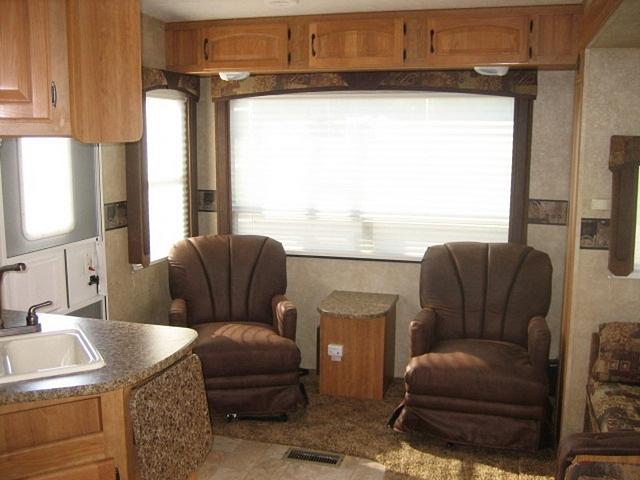 2010 KEYSTONE COPPER CANYON 252FWRLS Elkhart IN 46514 Photo #0033953L