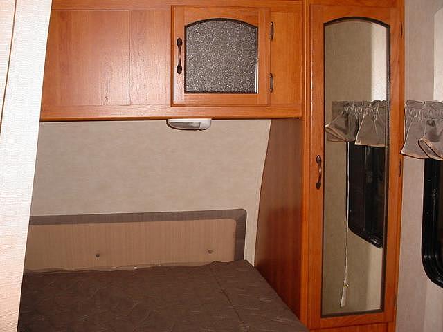 2010 COACHMEN FREEDOM EXPRESS 230BH Cincinnati OH 45251 Photo #0034168A