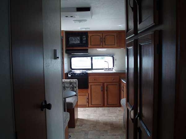 2010 Coachmen FREEDOM EXPRESS 242RBS Lexington SC 29072 Photo #0034174A