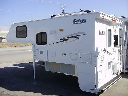 2009 Lance 845 Gilroy CA 95020 Photo #0035445A