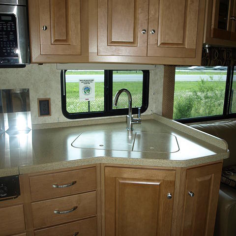 2009 WINNEBAGO DESTINATION 39N Wixom MI 48393 Photo #0035856B