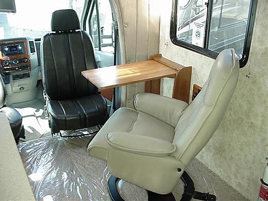 2009 Winnebago Itasca Navion 24A Dayton OH 45432 Photo #0035874A