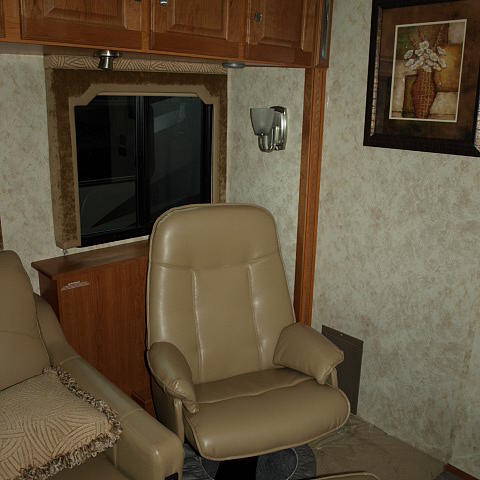 2009 WINNEBAGO JOURNEY 34Y Wixom MI 48393 Photo #0035879A