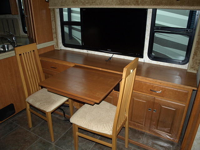 2009 WINNEBAGO JOURNEY 34Y Wixom MI 48393 Photo #0035879A