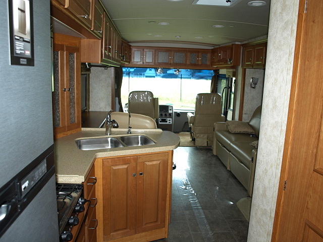 2009 WINNEBAGO JOURNEY 34Y Wixom MI 48393 Photo #0035879A