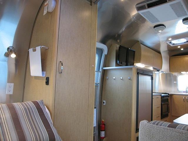 2010 AIRSTREAM FLYING CLOUD 20 MOCHABLU Lakewood NJ 08701 Photo #0035982A