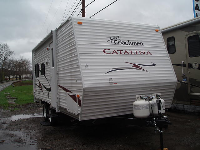 2010 COACHMEN BY FOREST RIVER CATALINA Ellwood City PA 16117 Photo #0036103A