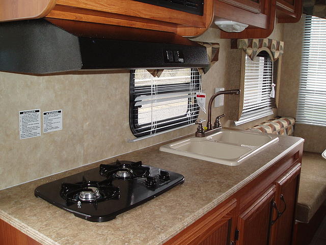 2010 COACHMEN BY FOREST RIVER CATALINA Ellwood City PA 16117 Photo #0036103A