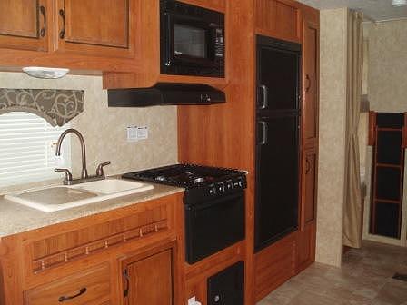 2010 COACHMEN BY FOREST RIVER CATALINA Ellwood City PA 16117 Photo #0036110A