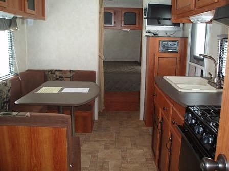 2010 COACHMEN BY FOREST RIVER FREEDOM E Ellwood City PA 16117 Photo #0036118A