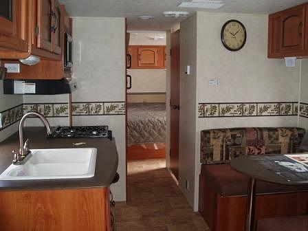 2010 COACHMEN BY FOREST RIVER FREEDOM E Ellwood City PA 16117 Photo #0036123L