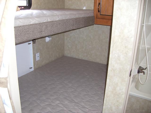 2010 COACHMEN CATALINA 26BH Dover FL 33527 Photo #0036149A