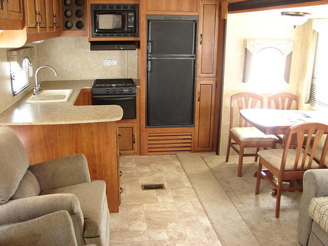 2010 COACHMEN CATALINA 29RKS Corinth TX 76210 Photo #0036172A