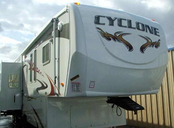 2009 HEARTLAND RV CYCLONE 3912 Kyle TX 78640 Photo #0036558A