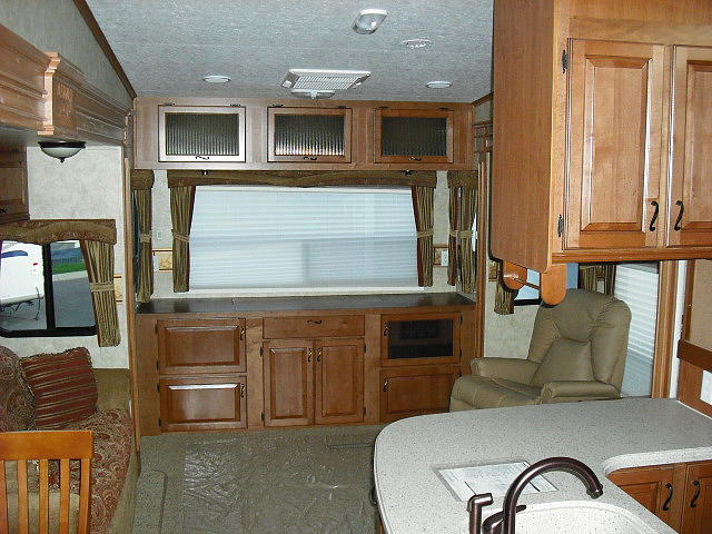 2009 JAYCO DESIGNER FIFTH WHEEL 37RL Fridley MN 55432 Photo #0036824A