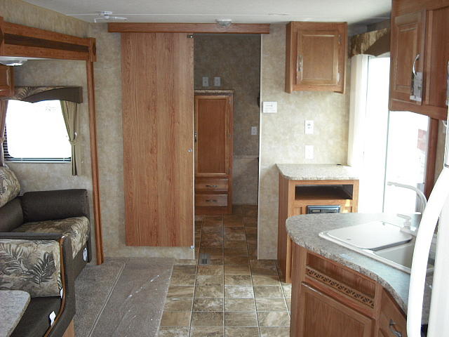 2009 JAYCO JAY FLIGHT TRAVEL TRAILER Fridley MN 55432 Photo #0037016A