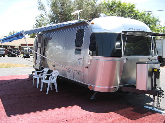 2009 AIRSTREAM 25 FB INTL OCEAN BREEZE Irvine CA 92618 Photo #0037222A