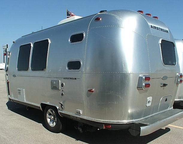 2009 AIRSTREAM FLYING CLOUD 20 Katy TX 77494 Photo #0037243A