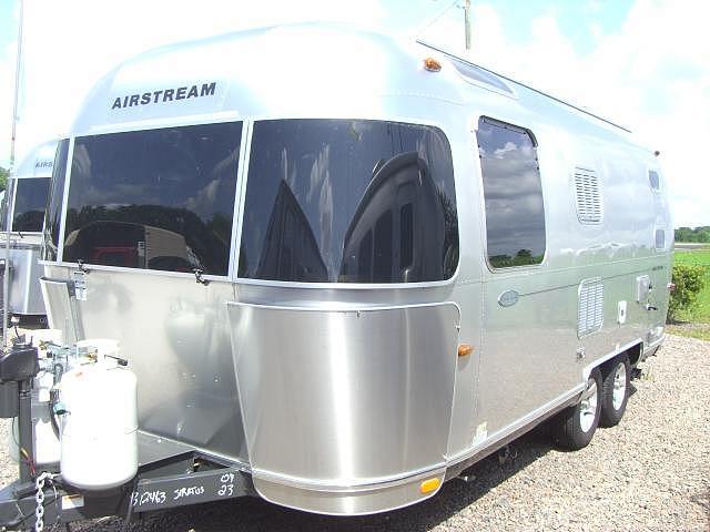 2009 AIRSTREAM FLYING CLOUD 23 Dover FL 33527 Photo #0037244E