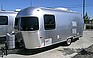 2009 Airstream 22 SPORT FRONT BED.