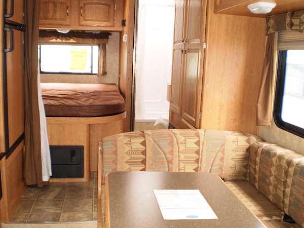 2009 Coachmen 2130 QB - FREELANDER Warren MI 48092 Photo #0037380A