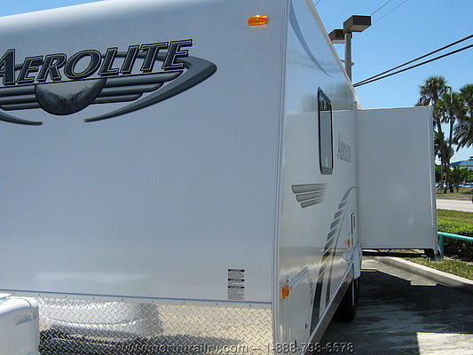 2009 DUTCHMEN AEROLITE TV 27CD-SL Ft Myers FL 33905 Photo #0037715D