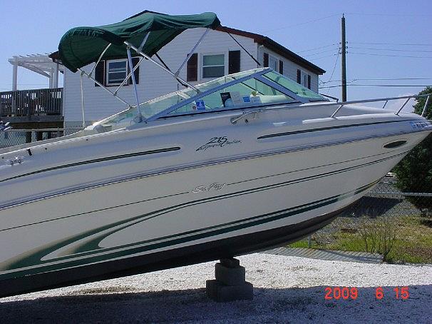 1999 Sea Ray 215 Express Cruiser Tuckerton NJ 08087 Photo #0038000A