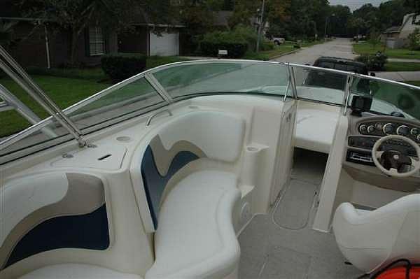 2000 Rinker 272 Bow Rider Houston TX 77038 Photo #0038013A