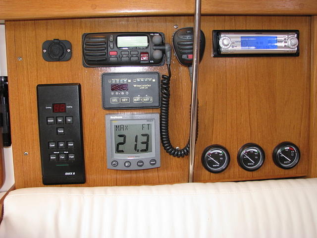 2001 Catalina Yachts 320 Colleyville TX Photo #0038019A